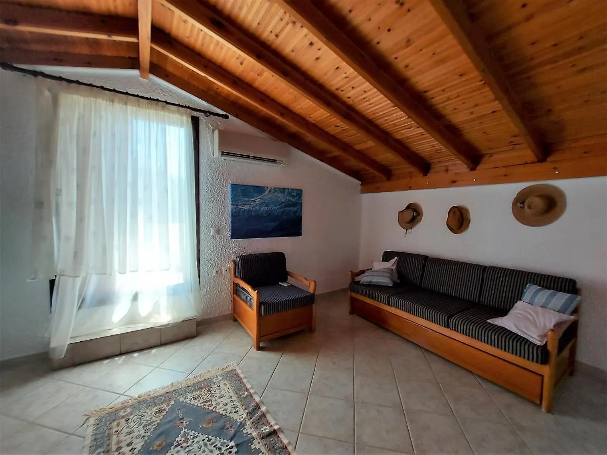 Elani Private Retreat - Villa Maria Garden Escape Siviri